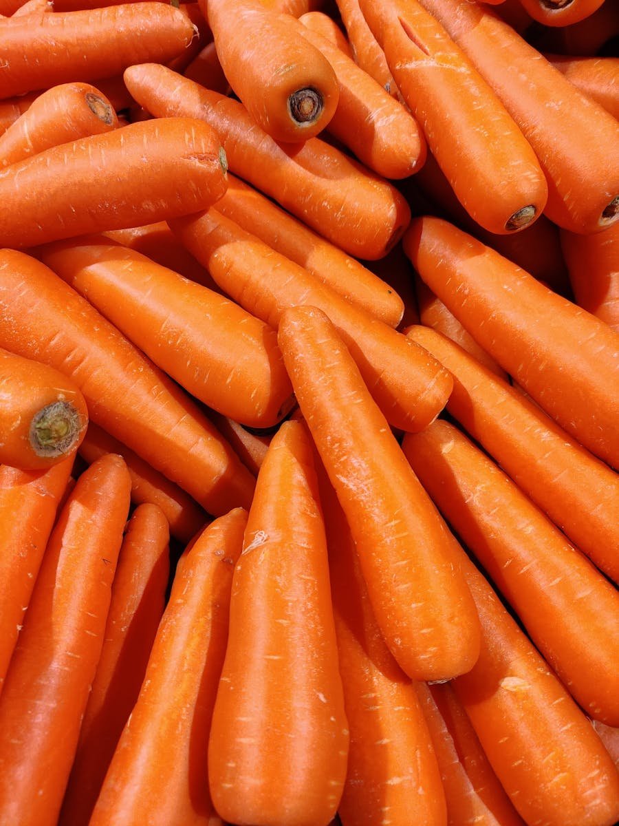 Vitamin A in Skincare: Benefits and Side Effects