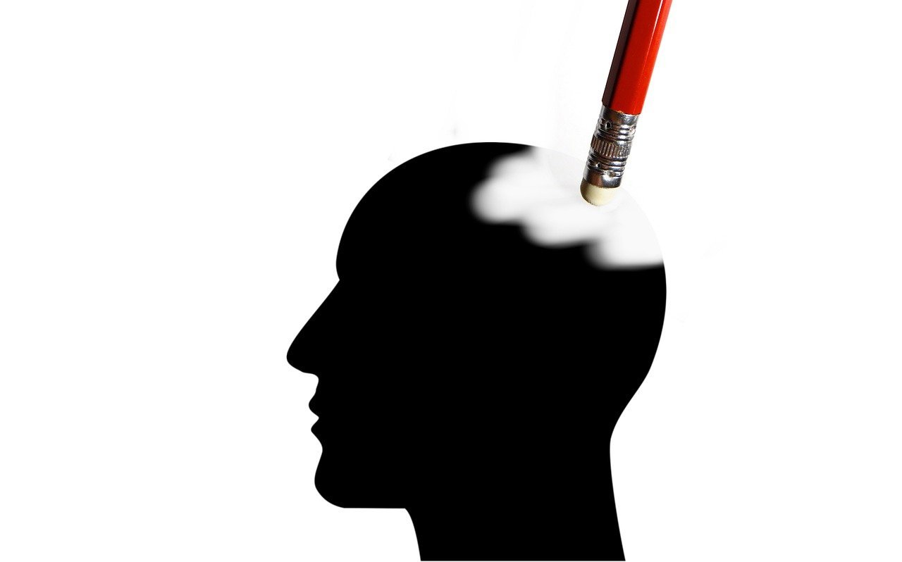 Holistic Approaches to Alzheimer&#8217;s Disease