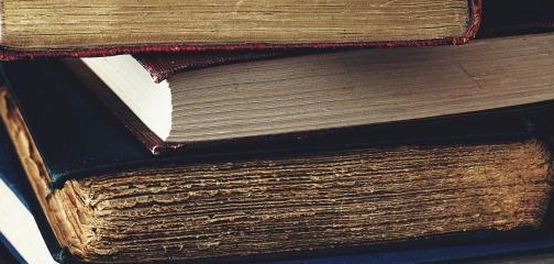 ألقاب أمير الشعراء: نظرة على حياة امرؤ القيس