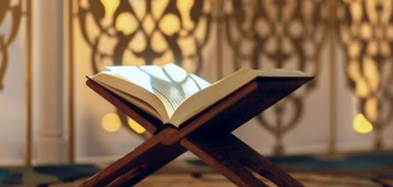 براعة الاستهلال في القرآن