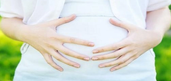 غازات الحمل: أسبابها، علاجها، وطرق الوقاية