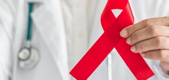 مرض السيدا: فهم الفيروس، أعراضه، وعلاجه