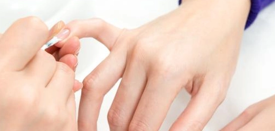 أدوات الباديكير &#8211; دليل شامل للعناية بجمال قدميك
