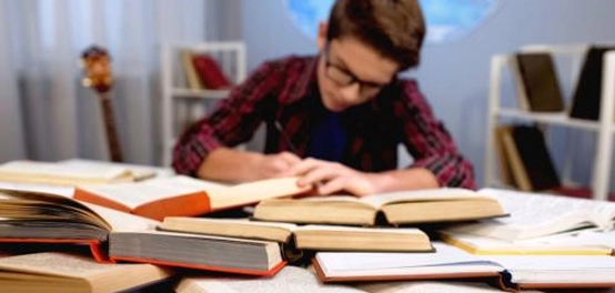أدعية لتسهيل المذاكرة