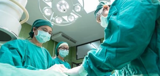 أخلاقيات مهنة الطب: مبادئ أساسية في خدمة الإنسانية