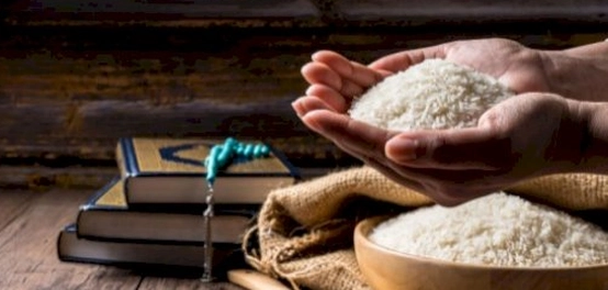 أحكام إخراج زكاة الفطر عن الغير