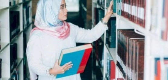 أحاديث عن طلب العلم