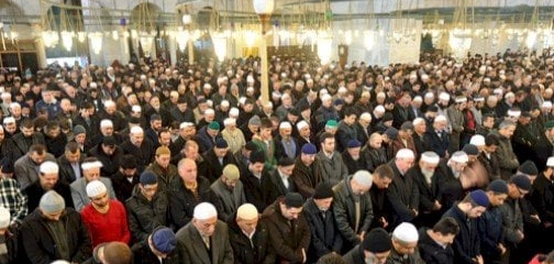 أحاديث عن صلاة الجماعة
