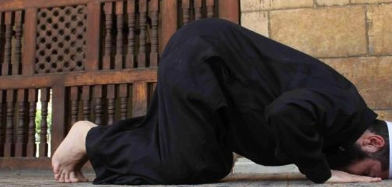 أحاديث النبي صلى الله عليه وسلم عن فضل الصلاة