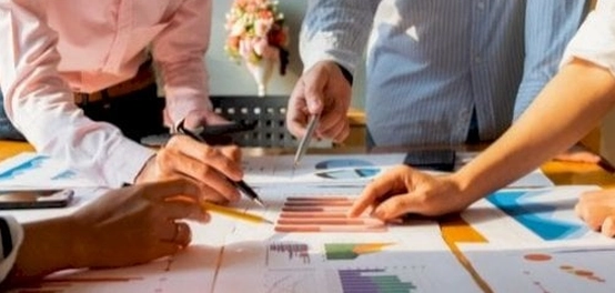 الفروق بين تخطيط المشاريع الرأسمالية والتشغيلية