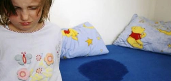 فهم وعلاج سلس البول عند الأطفال والكبار