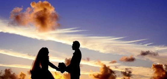 عبارات رومانسية وعالية القيمة للزوجين