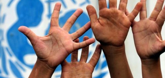 حقوق الطفل الأساسية: الحياة الكريمة والرعاية
