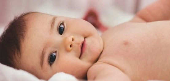 حساسية الجلد لدى الأطفال: أنواعها، أسبابها، وعلاجها