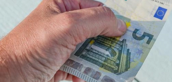 أحاديث نبوية شريفة عن فضائل الصدقة وأنواعها