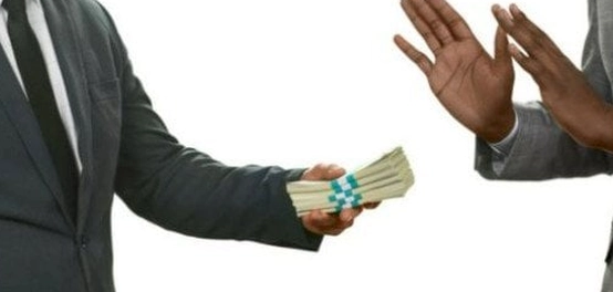 أحاديث نبوية تحذر من ظلم الأموال