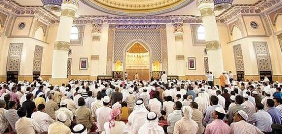 صلاة العيد: أحكامها، فضلها، وكيفيتها
