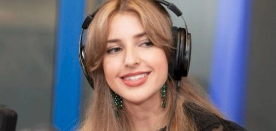 جينيفر جراوت: رحلة فنانة أمريكية إلى عالم الموسيقى والإسلام