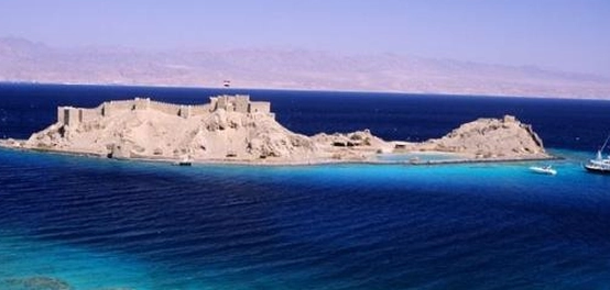 كنز البحر الأحمر: جزيرة فرعون