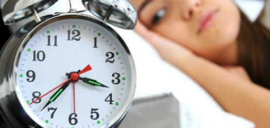 صعوبات النوم: الأسباب والحلول