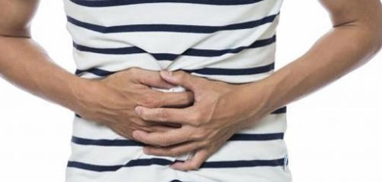 أسباب عسر الهضم وطرق علاجه