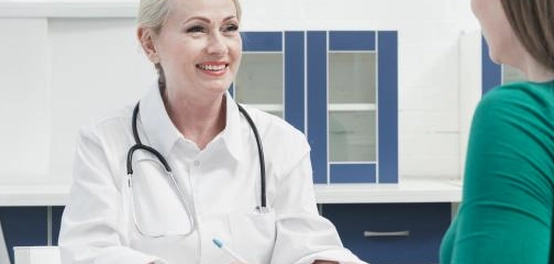 أسباب سلس البول عند النساء