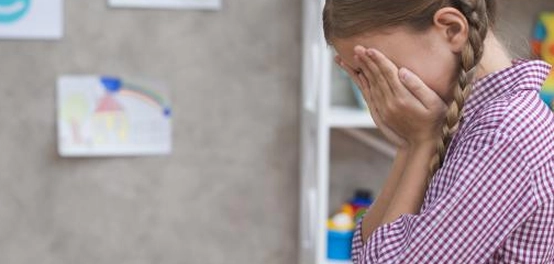 أسباب سلس البول عند الفتيات