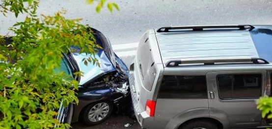 مسببات حوادث السيارات: دراسة شاملة