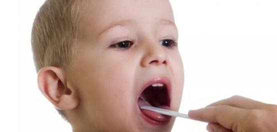 أسباب خشونة الصوت لدى الصغار