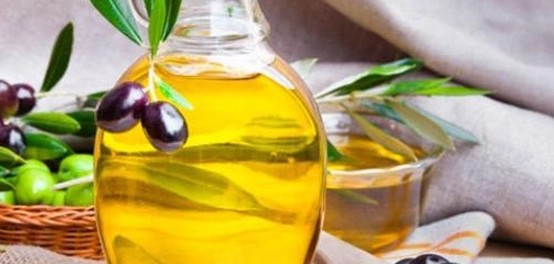فوائد زيت الزيتون الرائعة للبشرة