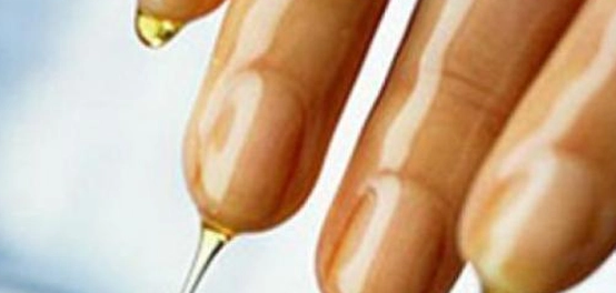 علاج الأظافر الهشة بزيت الزيتون
