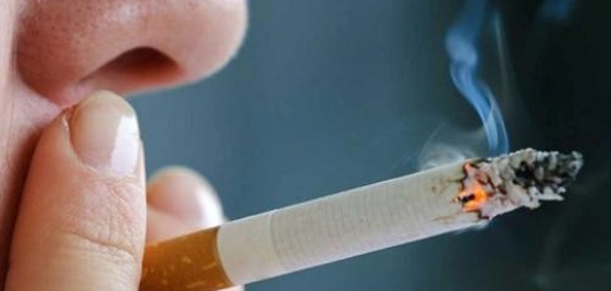 زيادة الوزن بعد الإقلاع عن التدخين: الأسباب والوقاية