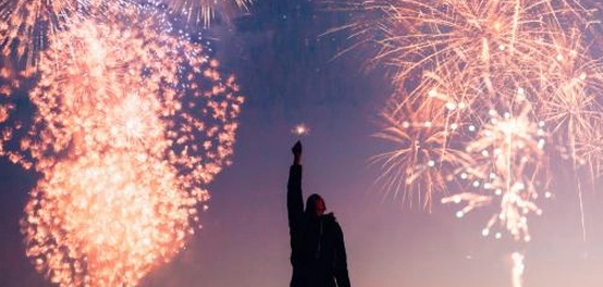 رسائل عيد الإستقلال: كلمات وعبارات شعرية