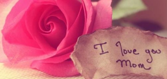 كلمات وعبارات مؤثرة بمناسبة عيد الأم
