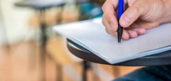 دافع عن طموحك: كلمات وعبارات تحفيزية للدراسة