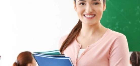 كلمات آسف وعبارات اعتذار مؤثرة للمعلمة