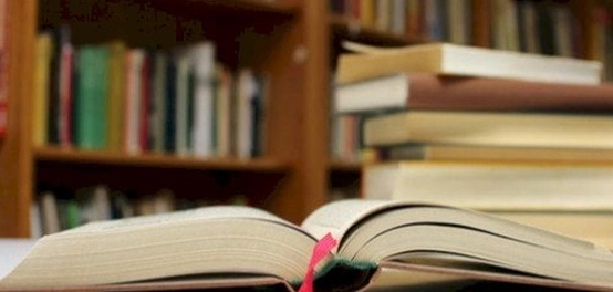 كنز شعر طرفة بن العبد: دراسة شاملة