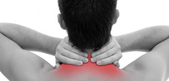 الدوخة وآلام الرقبة: أسباب، أعراض، وعلاج