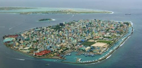 عجائب الجزر: رحلة عبر أشهر الجزر العالمية
