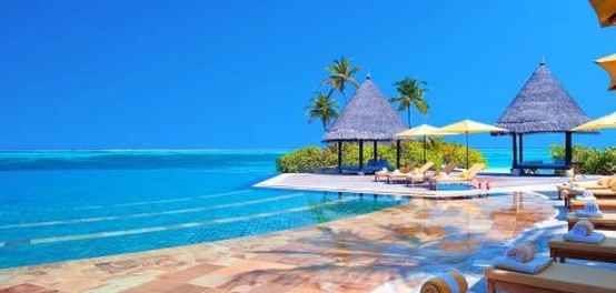 كنوز الجزر: رحلة عبر أجمل وأكبر جزر العالم