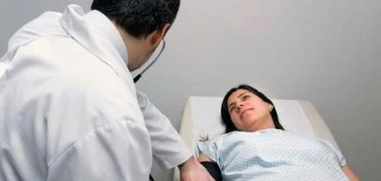 غياب دقات قلب الجنين: الأسباب والحلول