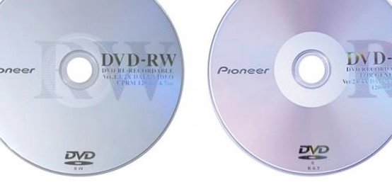 مقارنة بين أقراص CD و DVD