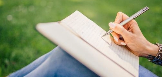 قصائد عتاب مختارة
