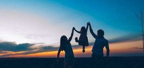 مسارات بناء الشخصية: أنواع التنشئة الاجتماعية