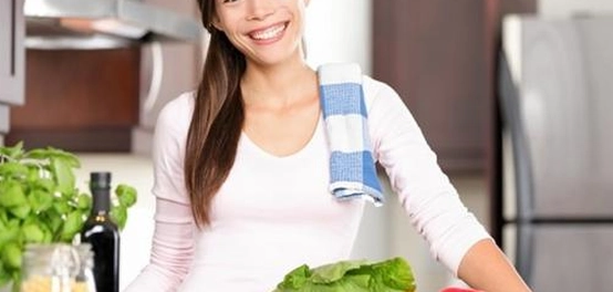 أطعمة صحية لتعزيز عملية الهضم