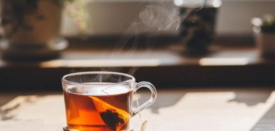 سلبيات الإفراط في شرب الشاي