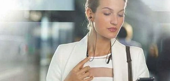 هل سماعات البلوتوث ضارة؟ دراسة شاملة للمخاطر والفوائد