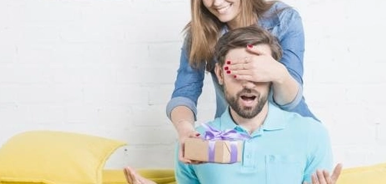 أفكار هدايا رائعة للشباب