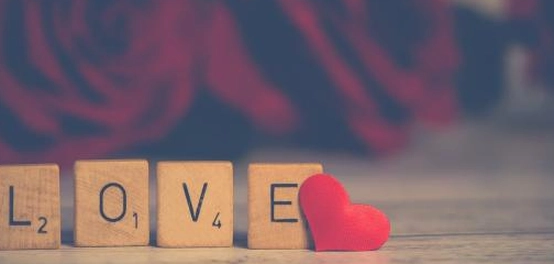 إحياء الرومانسية: أفكار مميزة لعيد الحب للأزواج