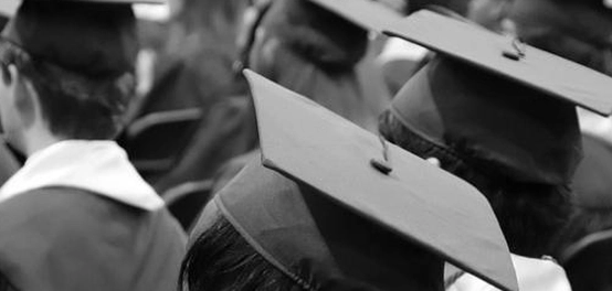 أفكار مميزة لاحتفالات التخرج